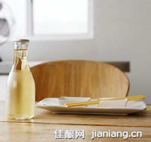 取环后能吃海鲜吗_喝白酒_喝白酒能吃海鲜吗