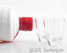 什么方法快速解白酒 3-12110Q91355301-lp.jpg