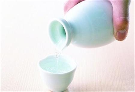 白酒竞合时代“称兄道弟”引消费者担忧